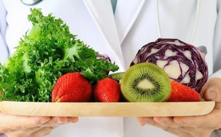 临床研究也证明多吃果蔬有利于降低肿瘤的复发转移