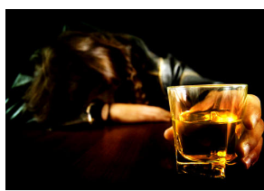 长期大量饮酒的常见后果是认知功能下降