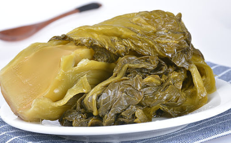 酸菜是我国一种非常传统的腌制食物