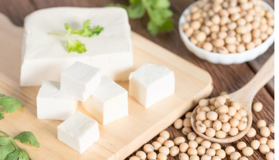 豆腐经常在最健康的植物性蛋白质列表中排名第一是有原因的