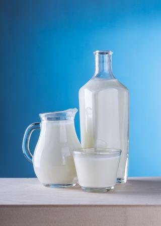 研究表明牛奶与胆固醇升高之间没有联系