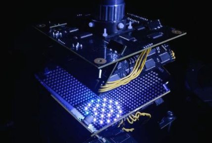机器学习显微镜可调节照明以改善诊断