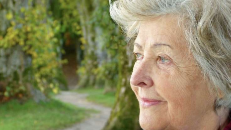 甲状腺功能低下的老年人面临更高的死亡风险