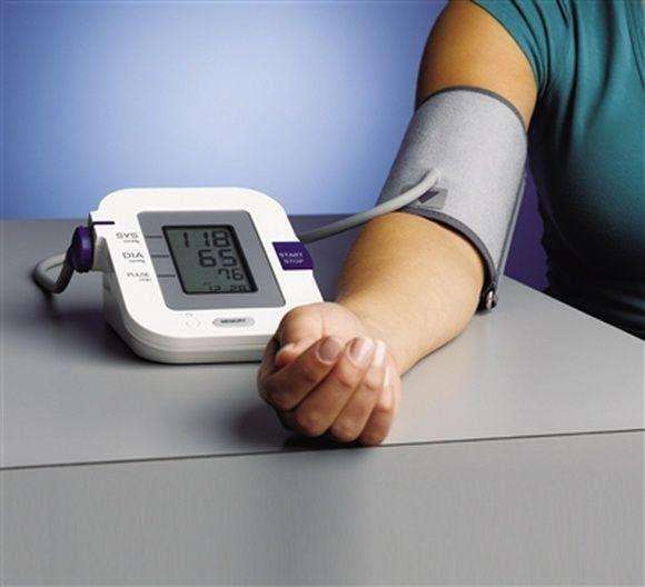 现代社会高血压控制增加一倍以上心脏病和中风风险显着降低