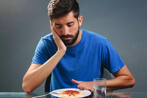 许多神经性厌食症患者会好转 但大多数患者无法完全康复