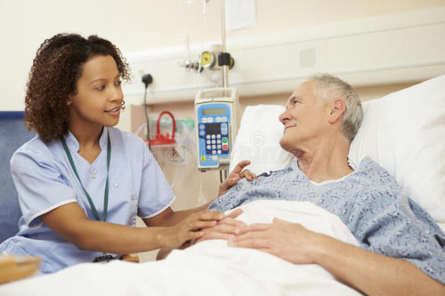 改善的工作环境提高了患者和护士的满意度