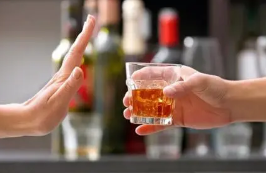世卫组织的新研究将适度饮酒与较高的癌症风险联系起来