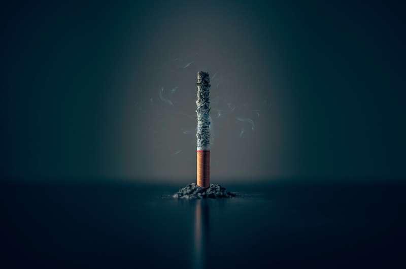 吸烟可能通过增强血小板活性增加心脏病发作的风险