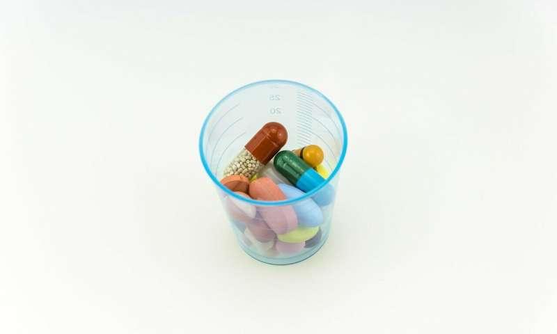 对细菌突变的实时深度基因组监测可以为个性化抗生素治疗提供信息