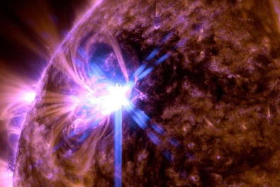 氢重组被发现是恒星超级耀斑高能量最合理的解释
