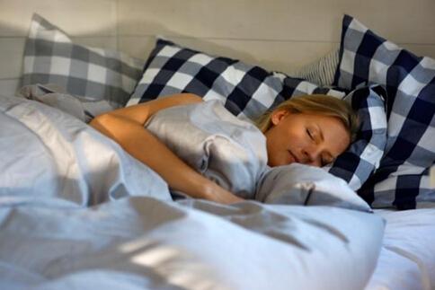 新的研究表明我们的睡眠深度会影响我们大脑有效清洗废物和有毒蛋白质的能力