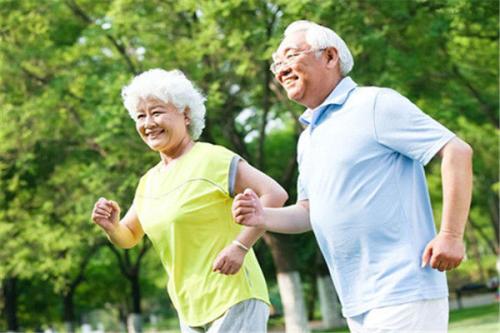 研究显示 开始锻炼永远不会太晚 在60岁时进行锻炼仍然可以降低早逝的风险