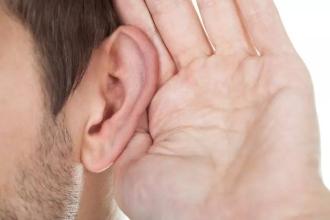 研究表明耳朵刺激可以帮助控制帕金森症状
