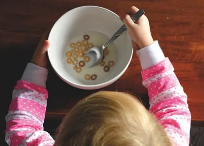 含糖早餐谷物广告会直接影响儿童饮食