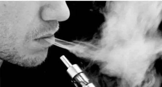 USC研究显示青少年的烟民更喜欢薄荷味的电子烟