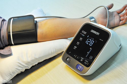 研究探索了增加了治疗以降低血压潜在益处和成本