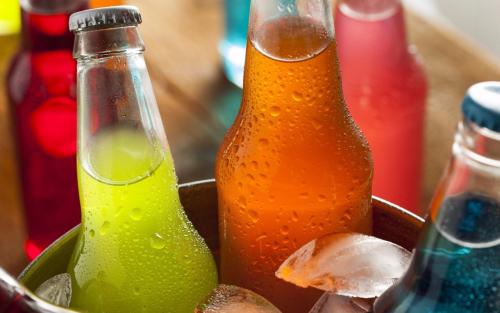 多喝任何类型的含糖饮料可能会增加2型糖尿病的风险
