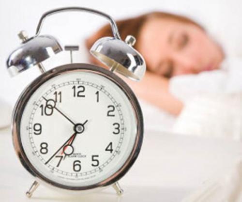 为什么睡眠时间少于7小时会导致心脏病和2型糖尿病