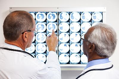 计算机辅助诊断程序能够更早地检测脑肿瘤的生长