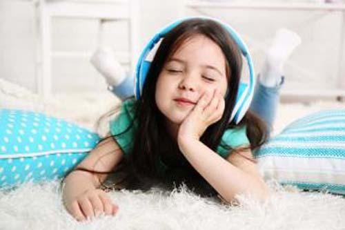音乐有助于建立非常早产儿的大脑