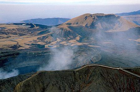 内陆火山的二氧化碳排放量比以前想象的多19％
